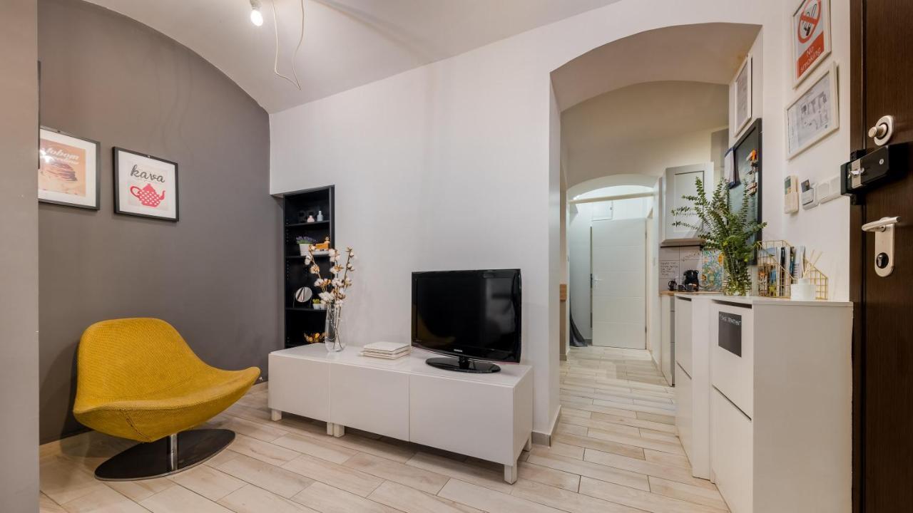 Apartments Santini Zagreb Exteriör bild