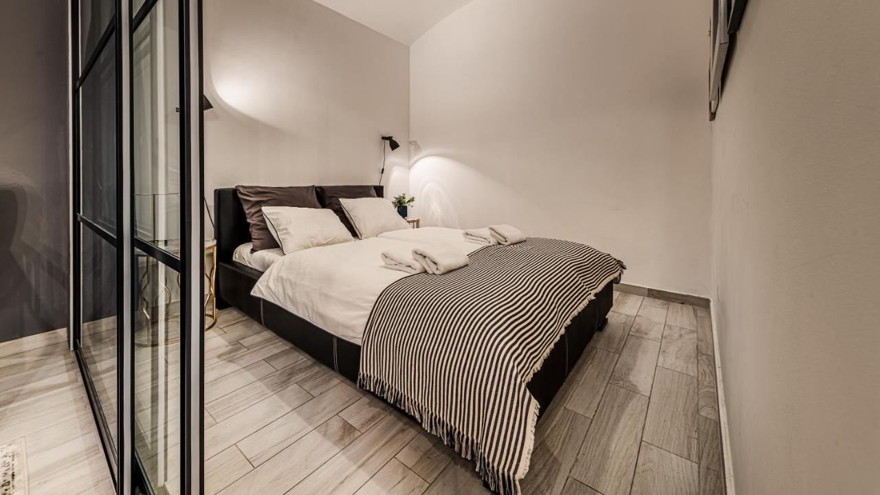 Apartments Santini Zagreb Exteriör bild